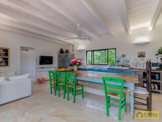 foto immobile Raffinati Trulli con Piscina e Dependance in Valle D'Itria n. 8