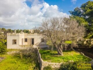 foto immobile Villa a rustico vista mare in vendita a Pescoluse n. 19