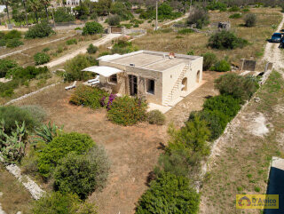 foto immobile Villa in tipica pietra salentina con jacuzzi vista mare a Torre Vado n. 26