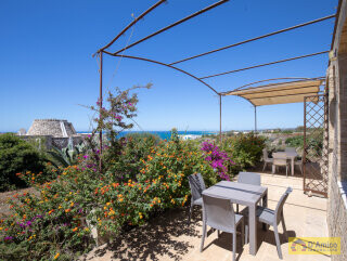 foto immobile Villa in tipica pietra salentina con jacuzzi vista mare a Torre Vado n. 7