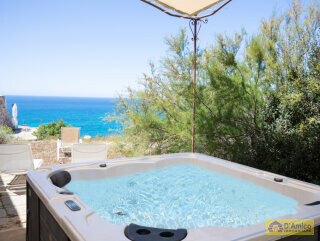 foto immobile Villa in tipica pietra salentina con jacuzzi vista mare a Torre Vado n. 19