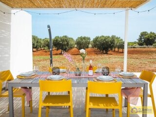 foto immobile Incantevole Villa con piscina a pochi km dal mare di Carovigno n. 11