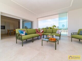 foto immobile Incantevole Villa con piscina a pochi km dal mare di Carovigno n. 14