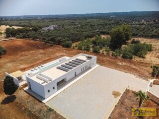 foto immobile Incantevole Villa con piscina a pochi km dal mare di Carovigno n. 38