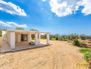 foto immobile Splendida villa con piscina vista mare da realizzare, con Guest House già pronta n. 35