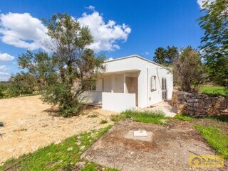 foto immobile Splendida villa con piscina vista mare da realizzare, con Guest House già pronta n. 48