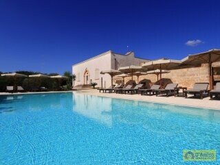 foto immobile Antica Masseria del 1629 con Piscina, Lodge, Scuderie e Frantoio Ipogeo n. 6