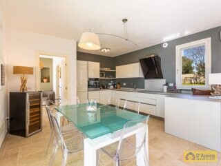 foto immobile Villa con Piscina vista mare a Pescoluse n. 17