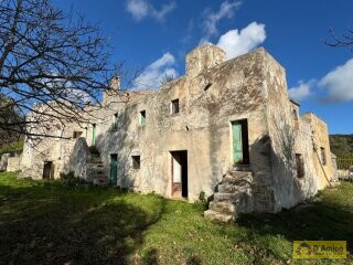 foto immobile Storica Masseria del 1754, con trullo, a Ceglie Messapica n. 3