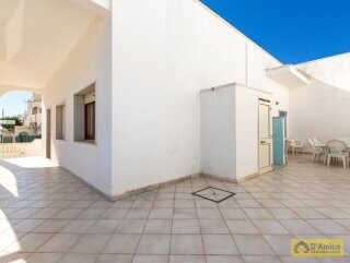 foto immobile Tipica Villetta salentina a 150 metri dal mare n. 16