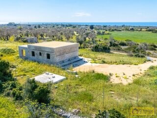 foto immobile Villa vista mare con Piscina, chiavi in mano, a Torre Vado n. 10