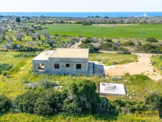 foto immobile Villa vista mare con Piscina, chiavi in mano, a Torre Vado n. 25