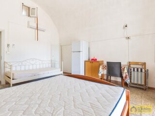 foto immobile Villa rurale con Lamione vista mare, in vendita a Pescoluse n. 12