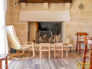 foto immobile Elegante Villa con Trullo Saraceno e Piscina a Carovigno  n. 9