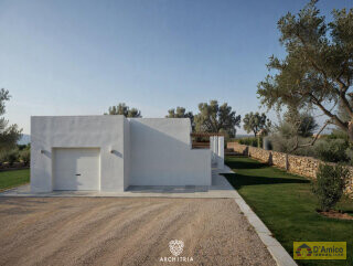 foto immobile Ampia e Moderna Villa con Piscina a Carovigno n. 11