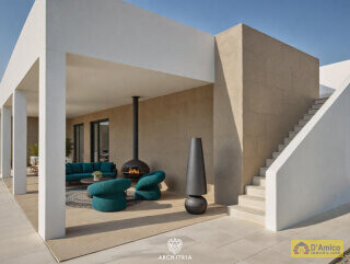 foto immobile Moderna Villa con Piscina, vista mare in costruzione n. 9