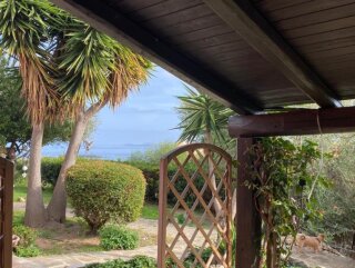 Villa with Dependance 5 minutes from the Yacht Club