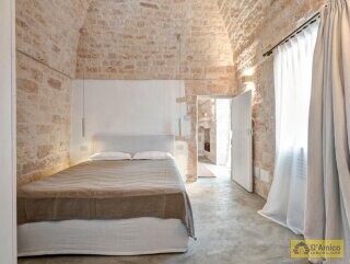 foto immobile Villa di Lusso con Piscina + 2 Dependance a Ostuni n. 22