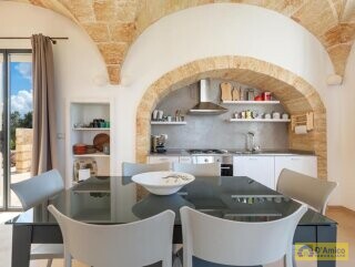 foto immobile Villa con Piscina vista mare, a Pescoluse n. 14