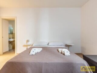 foto immobile Villa con Piscina vista mare, a Pescoluse n. 21