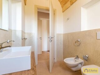 foto immobile Villa con Piscina vista mare, a Pescoluse n. 28