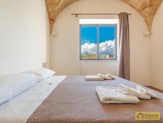 foto immobile Villa con Piscina vista mare, a Pescoluse n. 30