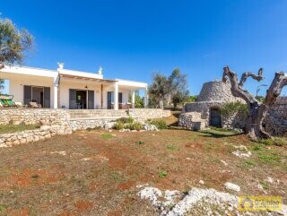 foto immobile Villa Panoramica, con pajara e vista mare, a Pescoluse n. 2