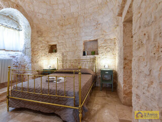 foto immobile Borgo di Trulli Autentico, con piscina, ad Ostuni n. 12