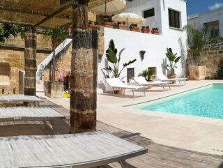 Storica Dimora dell’800 con Piscina, nel cuore di un Antico Borgo 