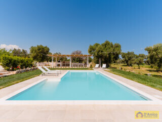 foto immobile Antico Casale con Vista mare a Carovigno n. 3