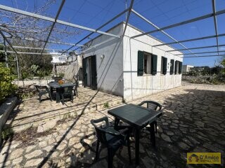 foto immobile Villa fronte mare a Torre Vado, con Pajara e possibilità di Piscina n. 18