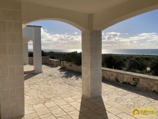 foto immobile Villa con Vista mare mozzafiato sulle spiagge di Pescoluse, nel Salento n. 15