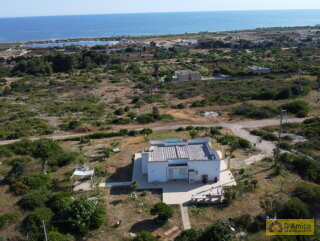foto immobile Villa con Vista mare mozzafiato sulle spiagge di Pescoluse, nel Salento n. 3