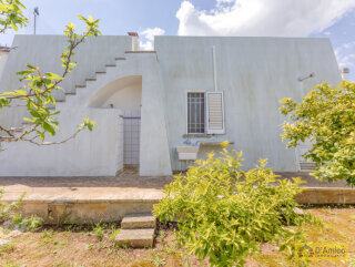 foto immobile Raffinata Villa Vista Mare con Dependance e Giardino Mediterraneo n. 35