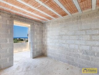 foto immobile Villa su due livelli, vista mare, a Torre Pali, Pescoluse n. 23