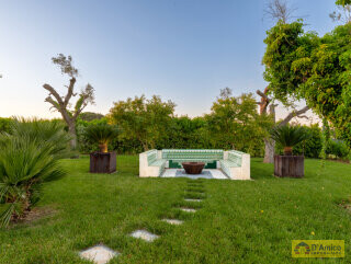 foto immobile Meaestosa Villa con Piscina e Pool House nel cuore della Puglia n. 42