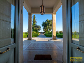 foto immobile Meaestosa Villa con Piscina e Pool House nel cuore della Puglia n. 8