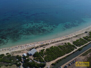 foto immobile Splendida Villa Vista Mare, con Piscina e volte tipiche, a Torre Vado n. 33