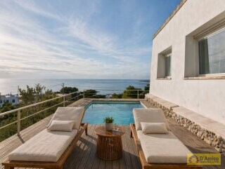 foto immobile Splendida Villa Vista Mare, con Piscina e volte tipiche, a Torre Vado n. 6