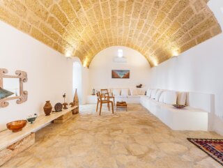 Elegant detached Villa with sea views, with dependance, in Torre Pali