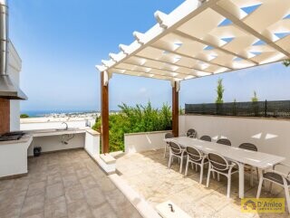 foto immobile Villa di Lusso con Piscina e Vista Mare a Santa Maria Di Leuca n. 7