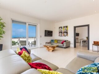 foto immobile Villa di Lusso con Piscina e Vista Mare a Santa Maria Di Leuca n. 16