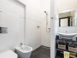 foto immobile Villa di Lusso con Piscina e Vista Mare a Santa Maria Di Leuca n. 34
